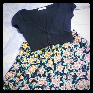 Charlotte russe shortsleeve cropped cardigan blk